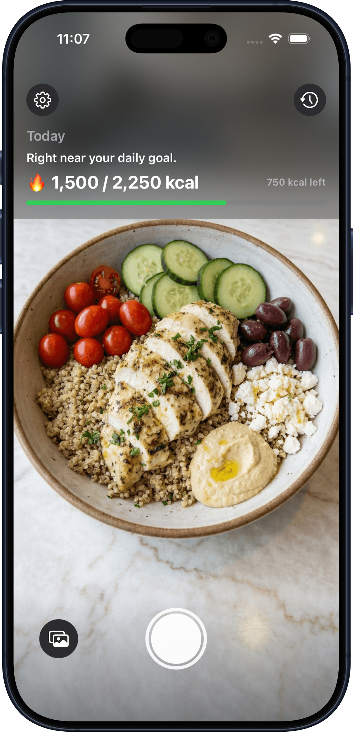 Calory camera screen ready to scan a meal and track calories